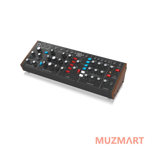 Behringer MODEL D Аналоговый монофонический синтезатор