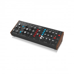 Behringer MODEL D Аналоговый монофонический синтезатор