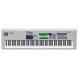 Yamaha MO8 Синтезатор